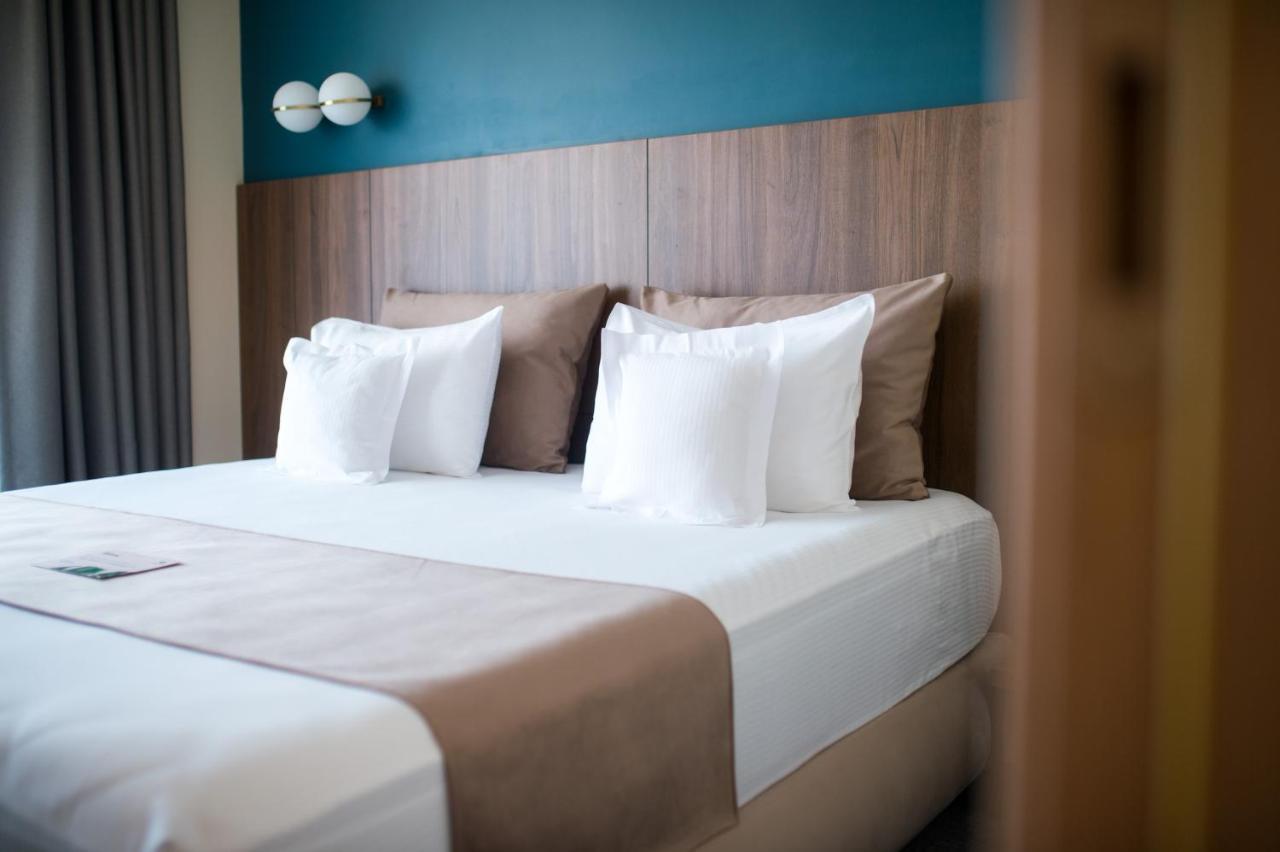 Hotel Oxford Mamaia Bagian luar foto