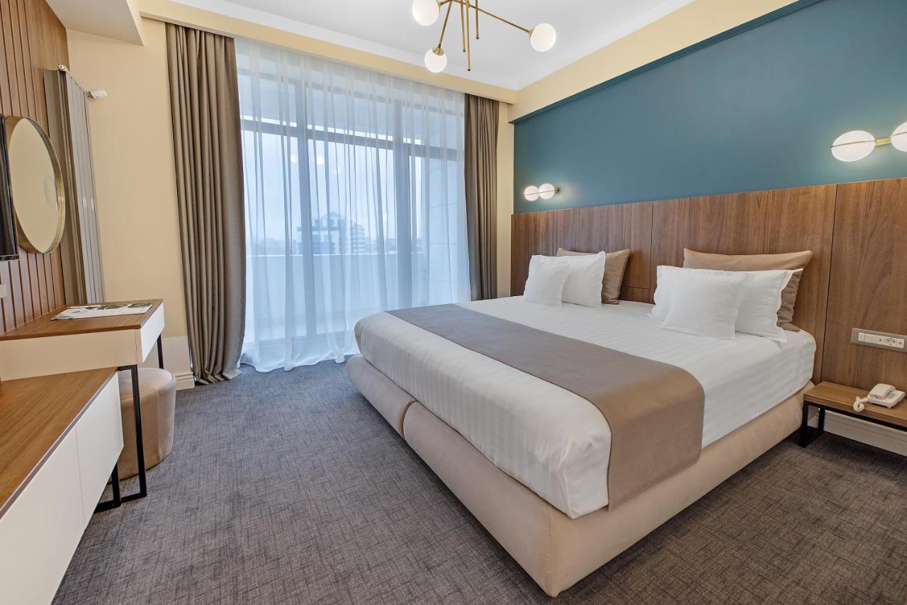 Hotel Oxford Mamaia Bagian luar foto