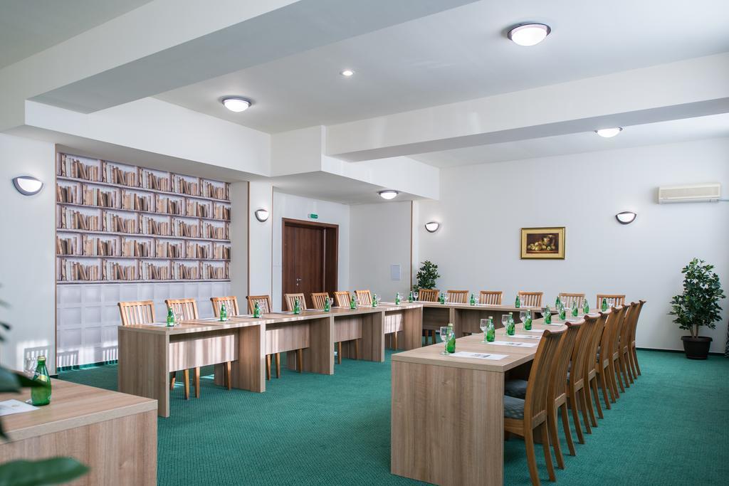 Hotel Oxford Mamaia Bagian luar foto